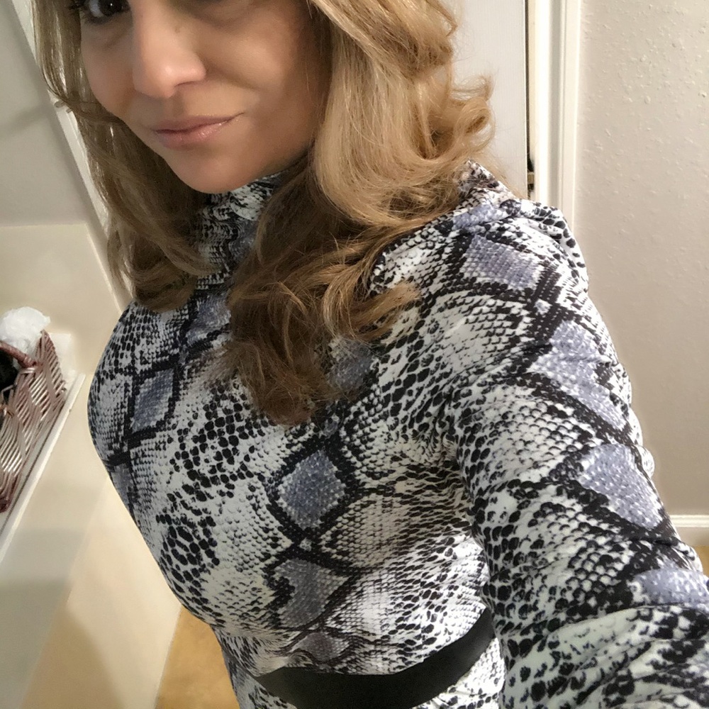 Ladies Gray Snake Skin Print Dress